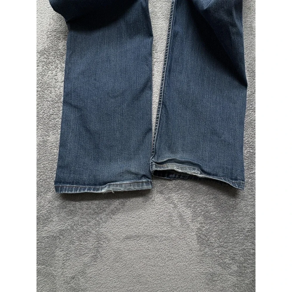 Levis 560 Jeans Mens Measured 35x31 Blue Relaxed Fit‎ Distressed Straight Leg